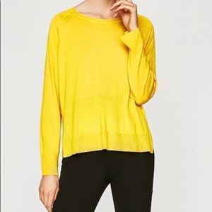 Zara Knit lightweight Sweater Yellow